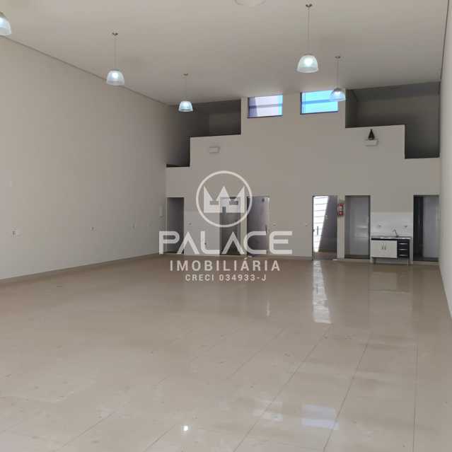 Imagens do imóveis Barracão :  / Comercial / Jaraguá