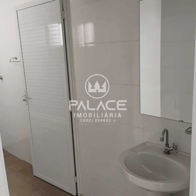 Imagens do imóveis Barracão :  / Comercial / Jaraguá