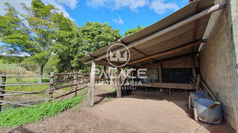 Imagens do imóveis sítio à venda em área rural, tietê 3 quartos 25m²