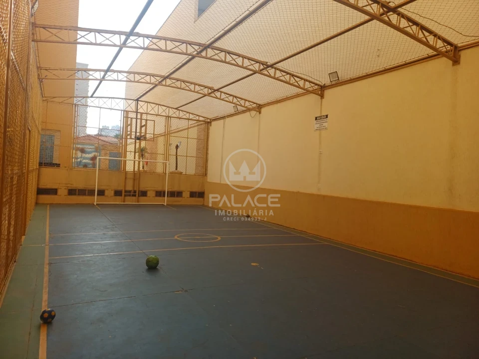 APARTAMENTO A VENDA NO EDIFICIO VERSALHES