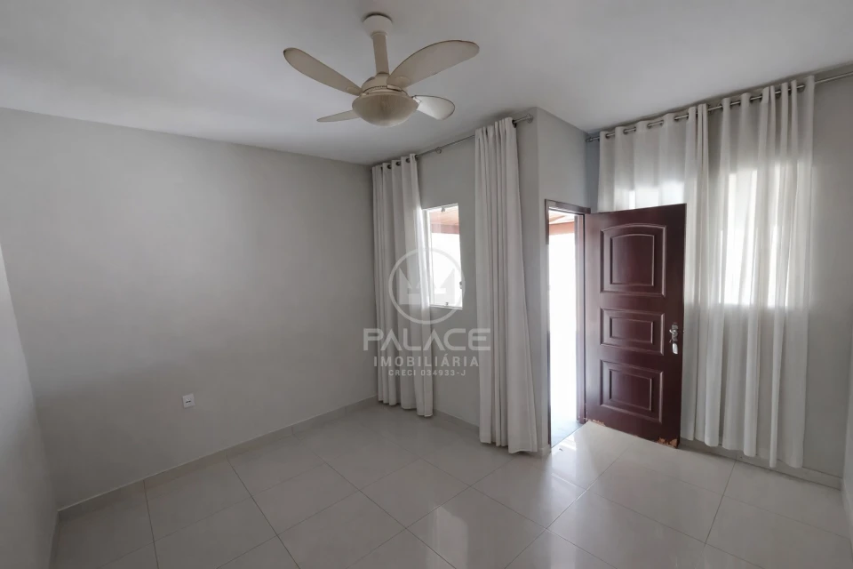 CASA PARA LOCAÇÃO 2 QUARTOS / SANTA TEREZINHA