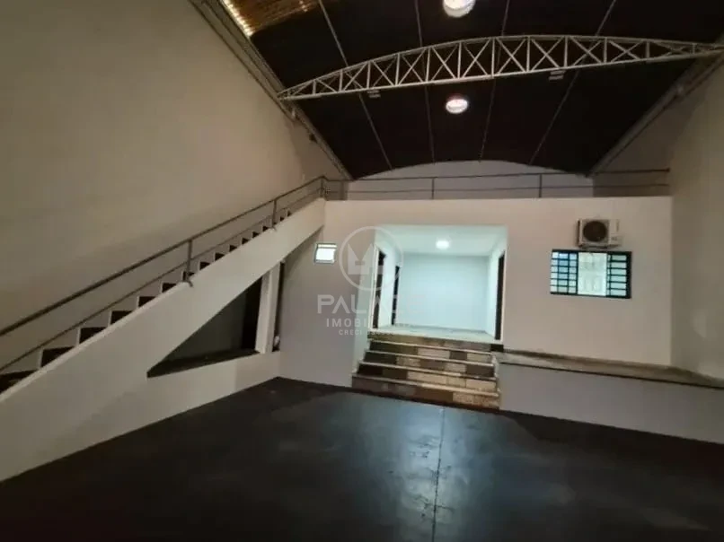 Barracão disponivel para locação