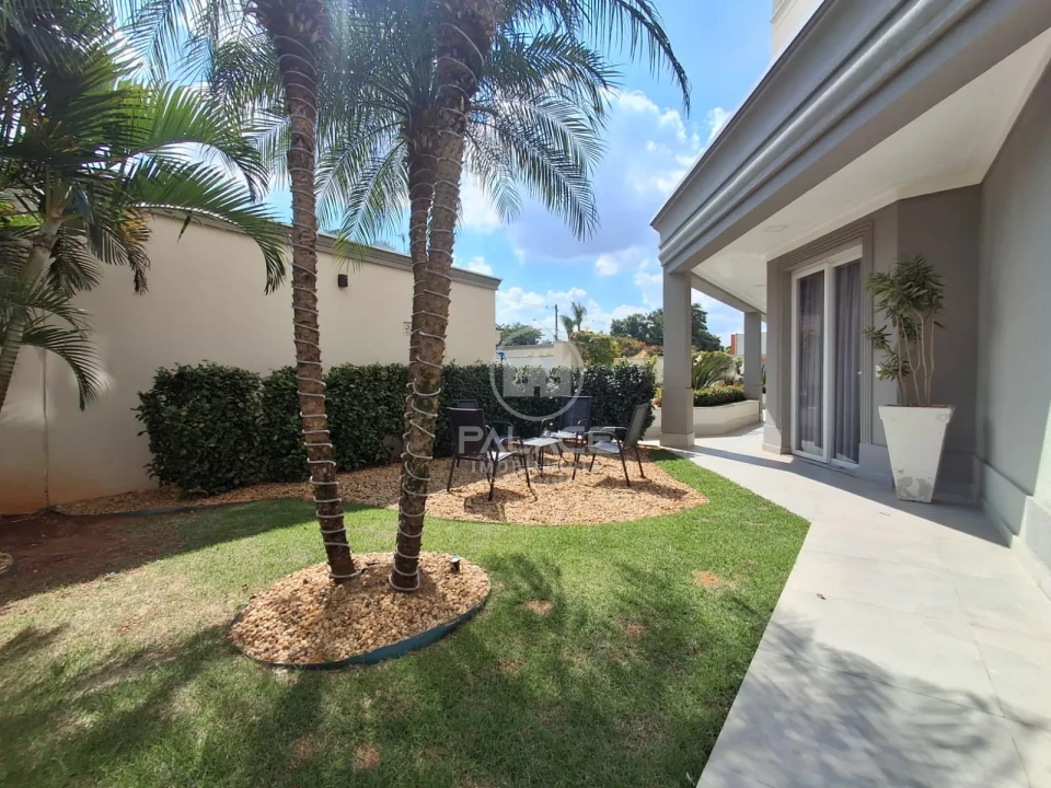 Villa Serena 3 quartos, suíte, 2 vagas - Condomínio Clube Completo!