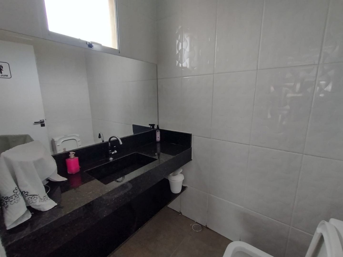 Imagens do imóveis Barracão para alugar, 400 m² por RS 7.056,25-mês - Santa Terezinha - Piracicaba-SP