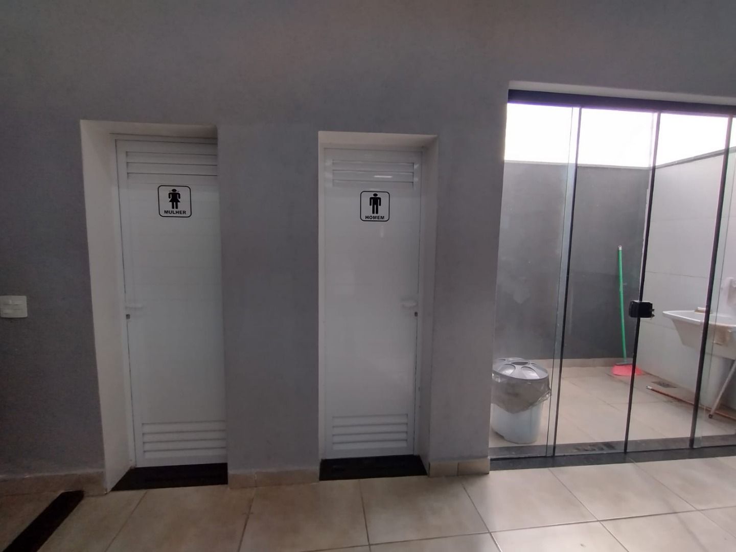 Imagens do imóveis Barracão para alugar, 400 m² por RS 7.056,25-mês - Santa Terezinha - Piracicaba-SP