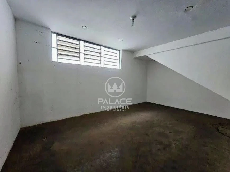 Barracão (Pauliceia)