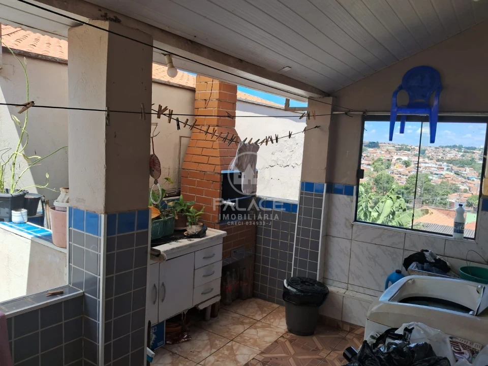 Casa a venda no jardim planalto dois dormitórios
