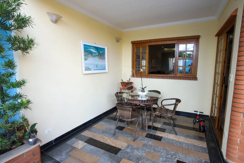 Sobrado de alto Padrão a venda em bairro Nova América