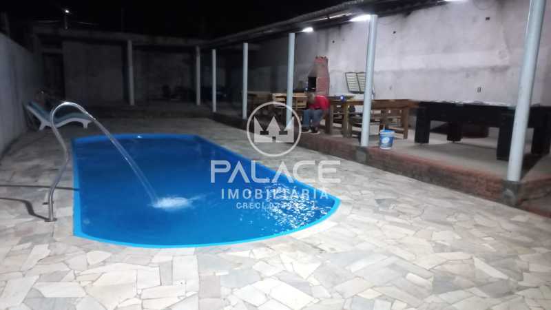 Imagens do imóveis Casa de rua :  / Residencial / Estância Lago Azul (Ártemis)