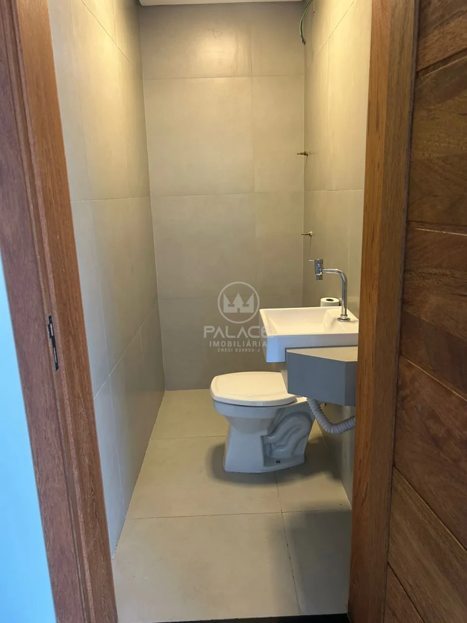 CASA PARA ALUGAR NO CONDOMÍNIO RESERVA DAS PAINEIRAS COM 4 QUARTOS / PIRACICABA