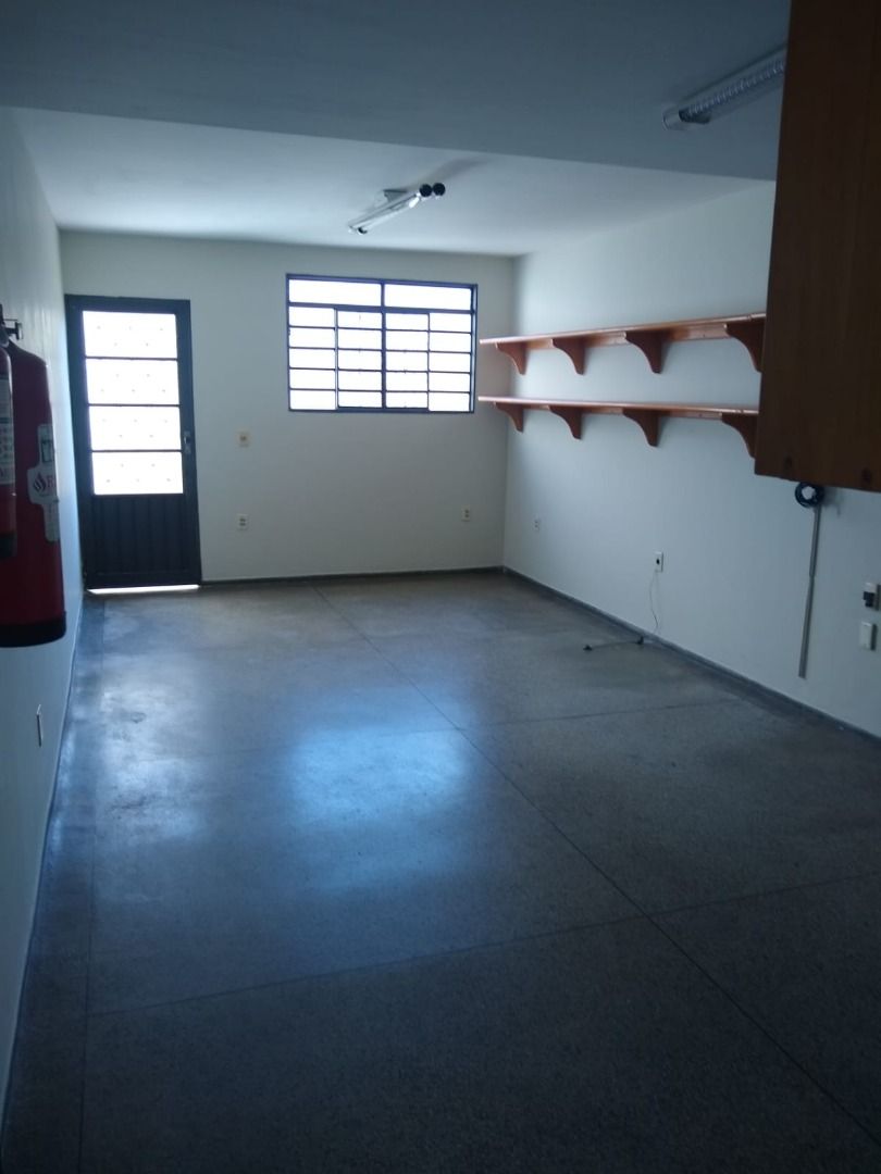 Imagens do imóveis salão para alugar em centro, piracicaba 3 quartos 150m²