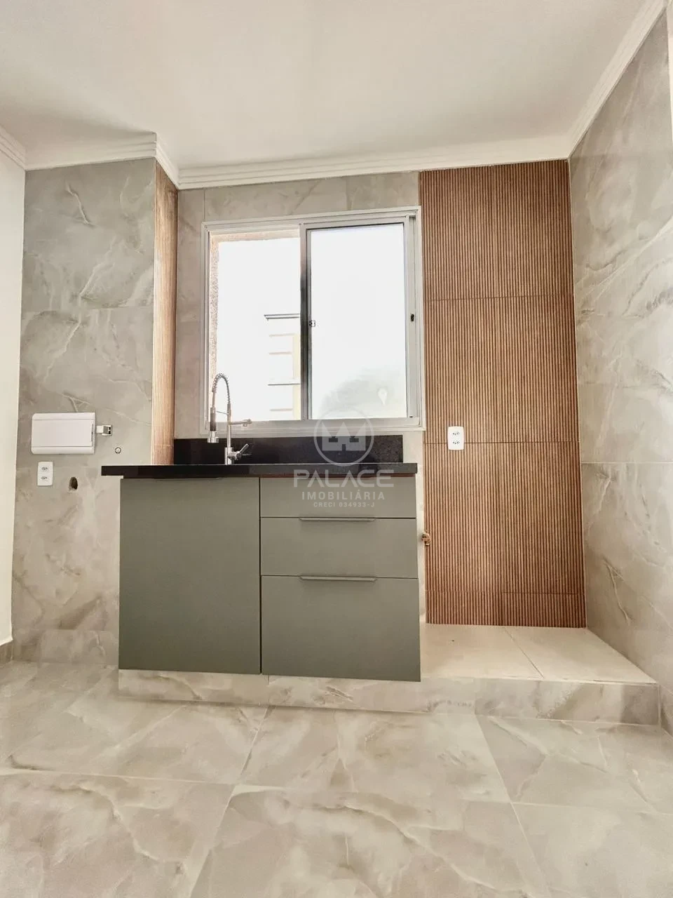 Apartamento com Elevador no Condomínio Piazza Florença, Campestre, Piracicaba.