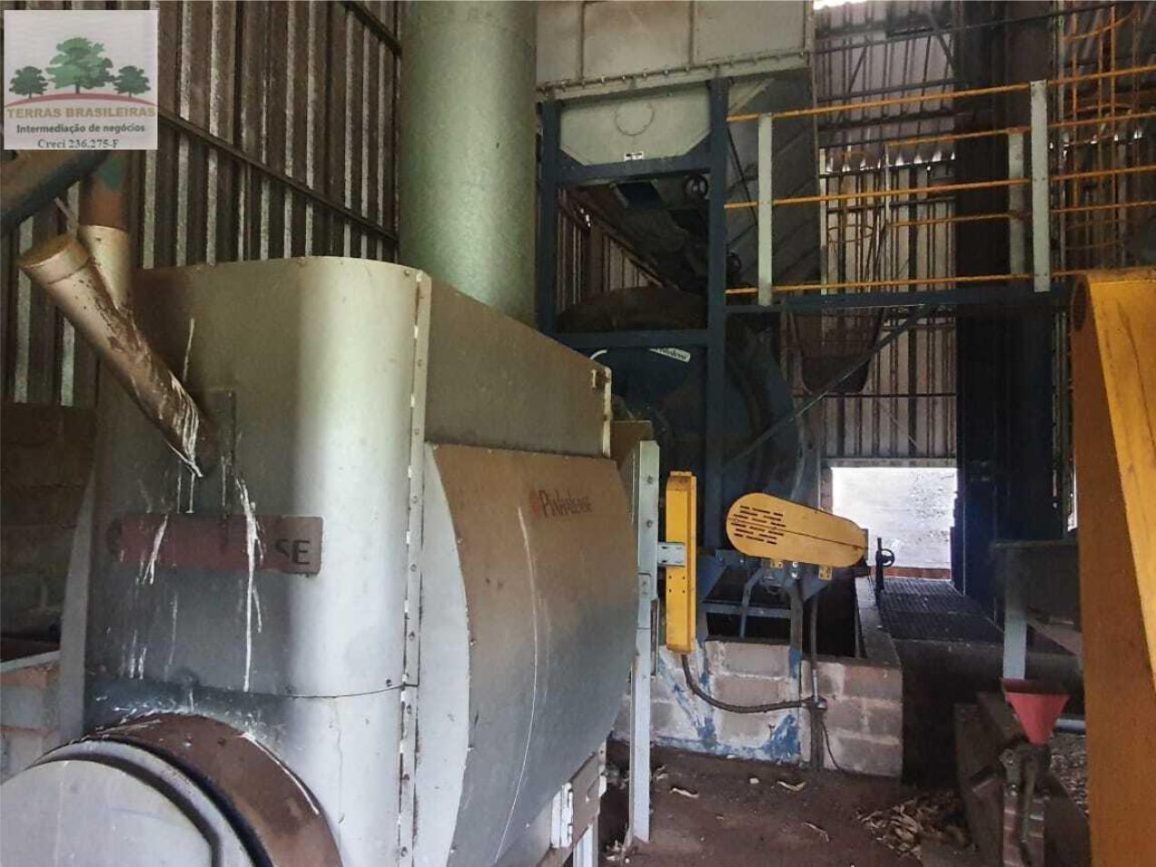 Imagens do imóveis fazenda à venda em zona rural, perdizes 10 quartos