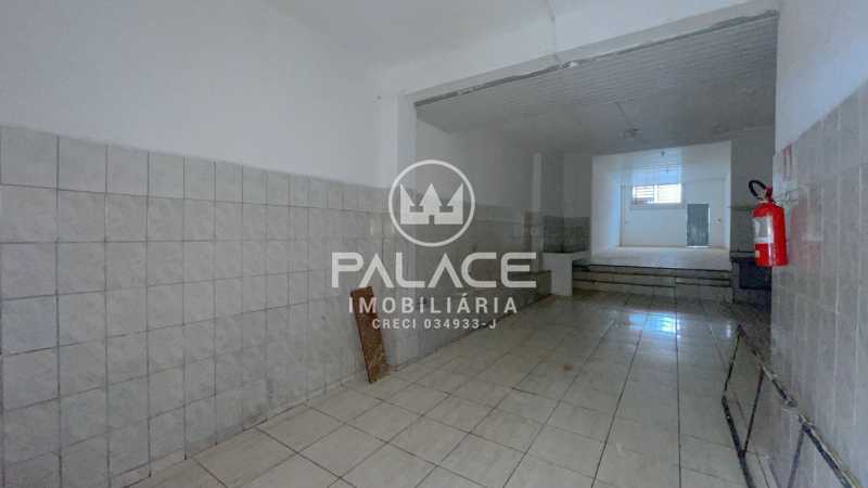 Imagens do imóveis Barracão :  / Comercial / Jardim Nova Suíça