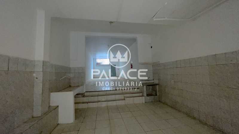 Imagens do imóveis Barracão :  / Comercial / Jardim Nova Suíça