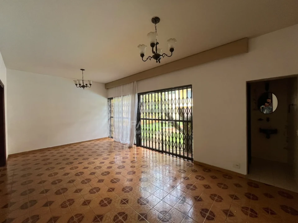 CASA COM PISCINA PARA LOCAÇÃO NO CENTRO DE PIRACICABA