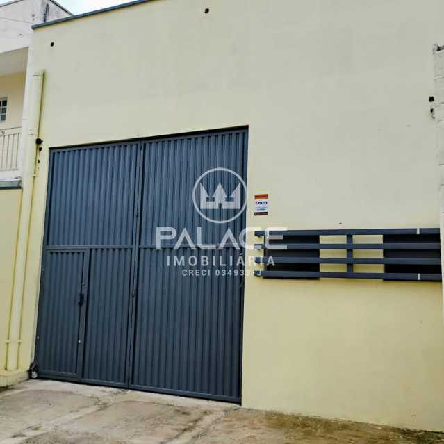 Imagens do imóveis Barracão :  / Comercial / Vila Industrial