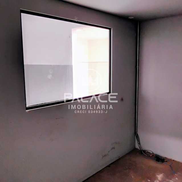 Imagens do imóveis Barracão :  / Comercial / Vila Industrial