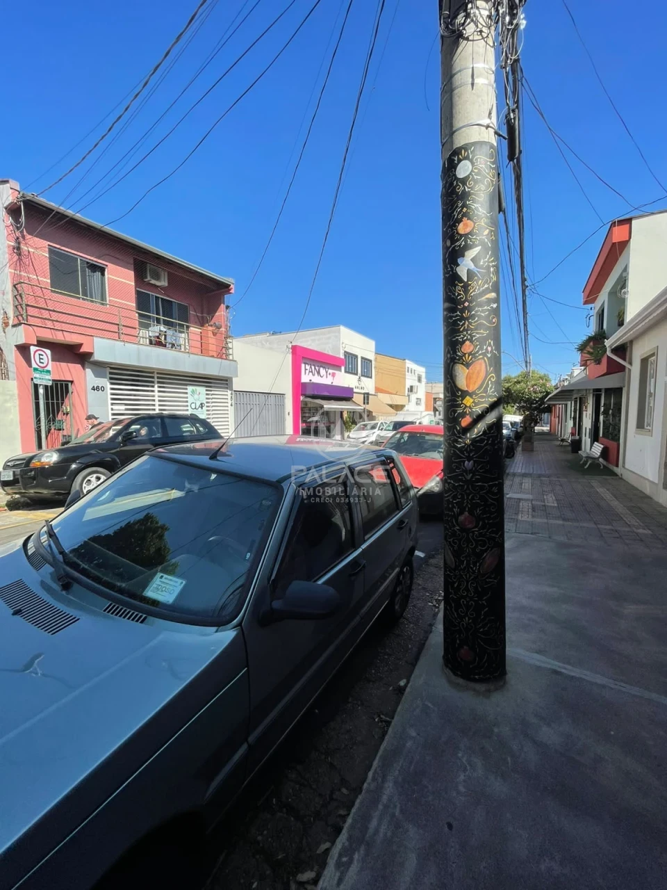 vende 7 quitinetes e 2 comercial, no mesmo terreno. Excelente investimento