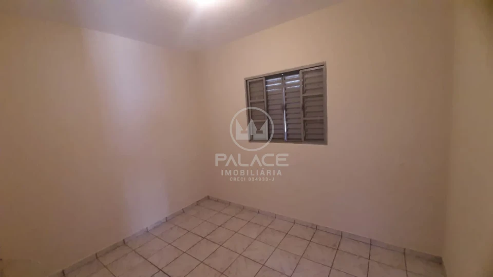 CASA PARA LOCAÇÃO / 2 QUARTOS / CHURRASQUEIRA/ AGUA BRANCA