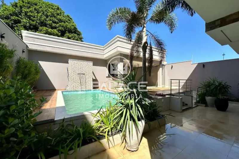 Imagens do imóveis casa à venda em parque santa cecília, piracicaba 3 quartos 227m²