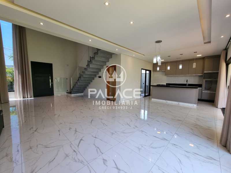 Casa em Condomínio :  / Residencial / Santa Rosa