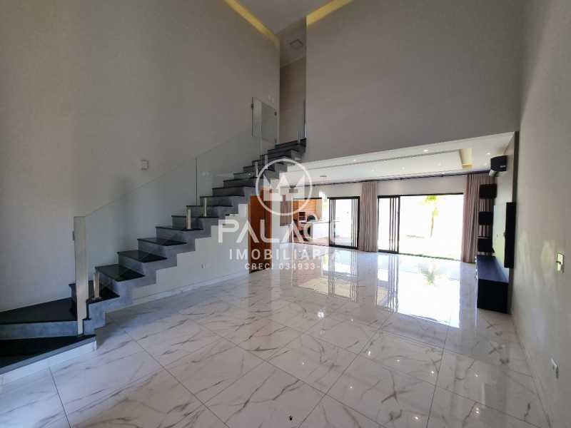 Casa em Condomínio :  / Residencial / Santa Rosa