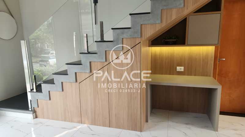 Casa em Condomínio :  / Residencial / Santa Rosa