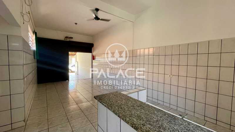 Casa de rua :  / Residencial / Jardim Glória