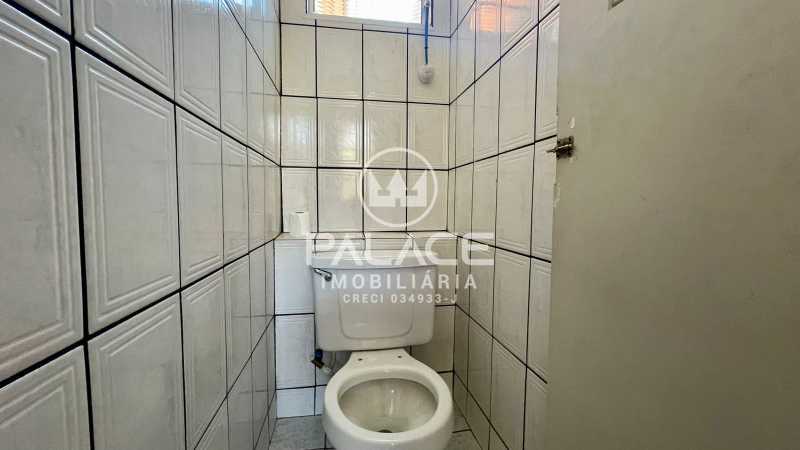 Casa de rua :  / Residencial / Jardim Glória