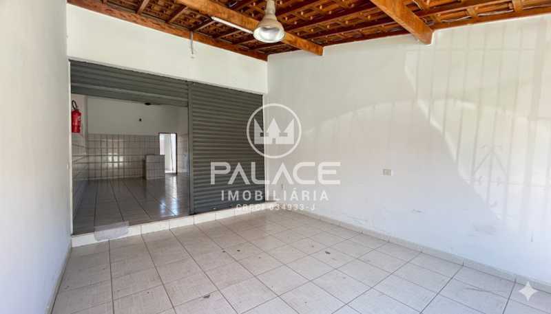 Casa de rua :  / Residencial / Jardim Glória