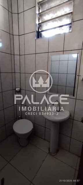 Imagens do imóveis Barracão :  / Comercial / Paulicéia