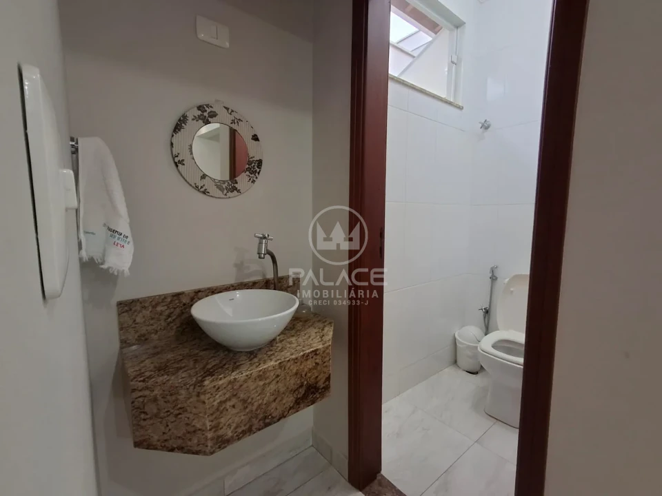 Casa térrea com 3 suítes no Recanto Piracicamirim, Piracicaba, SP.