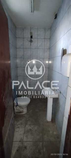 Imagens do imóveis Barracão :  / Comercial / Paulicéia