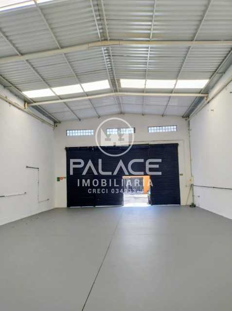 Imagens do imóveis Barracão :  / Comercial / Paulicéia