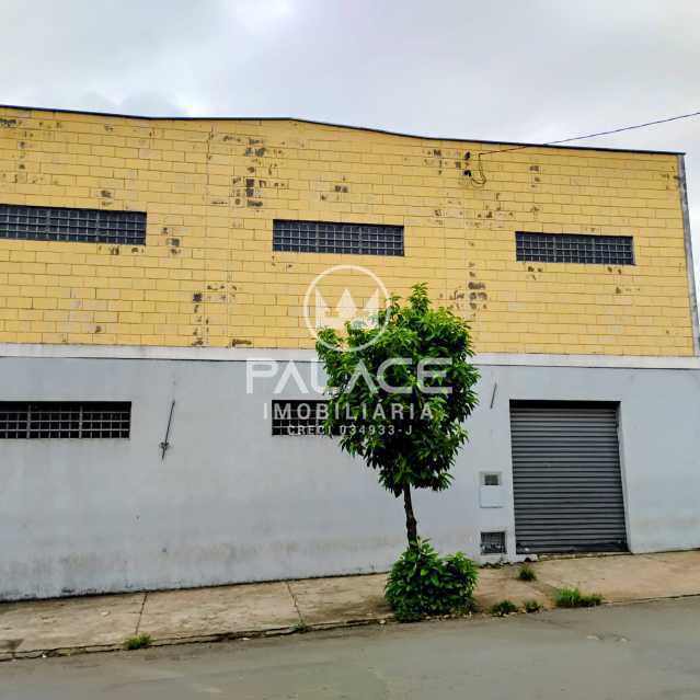 Barracão :  / Comercial / Vila Rezende