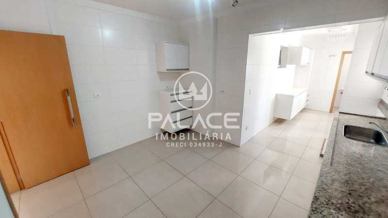 Imagens do imóveis Apartamento :  / Residencial / Alto