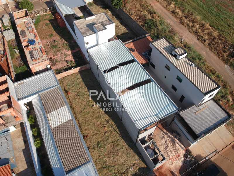 Imagens do imóveis Barracão :  / Comercial / Residencial Serra Verde