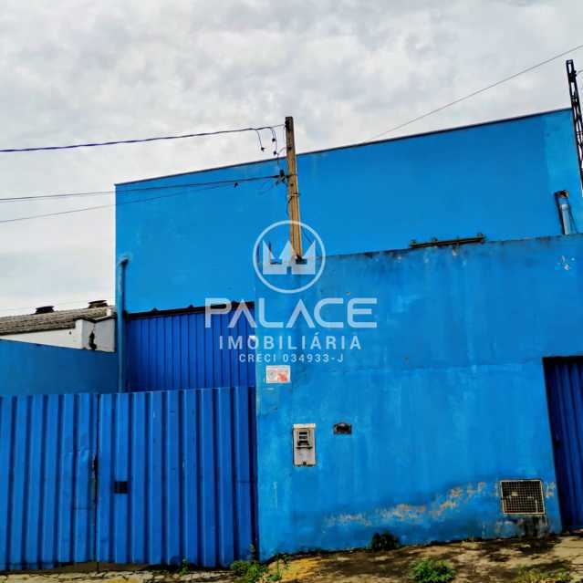 Imagens do imóveis Barracão :  / Comercial / Jardim Algodoal