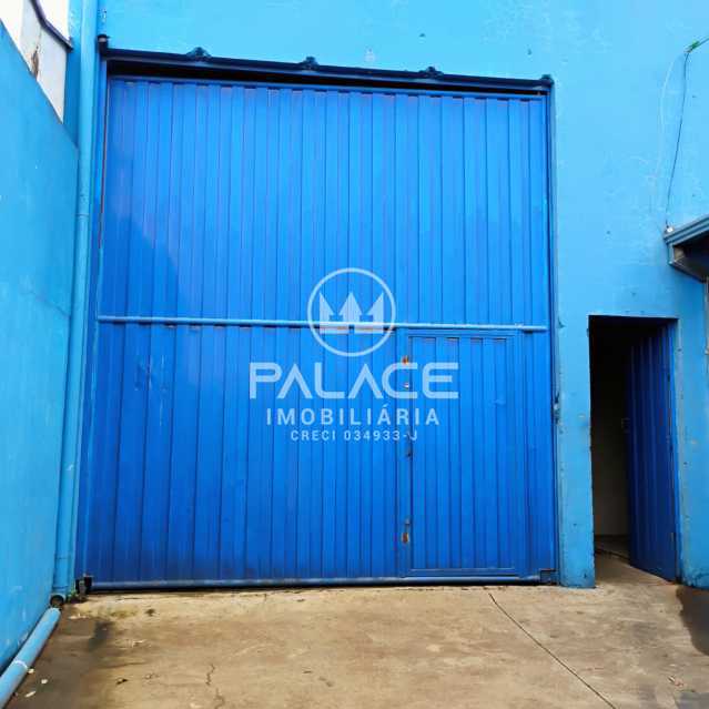 Imagens do imóveis Barracão :  / Comercial / Jardim Algodoal