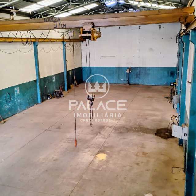 Imagens do imóveis Barracão :  / Comercial / Jardim Algodoal