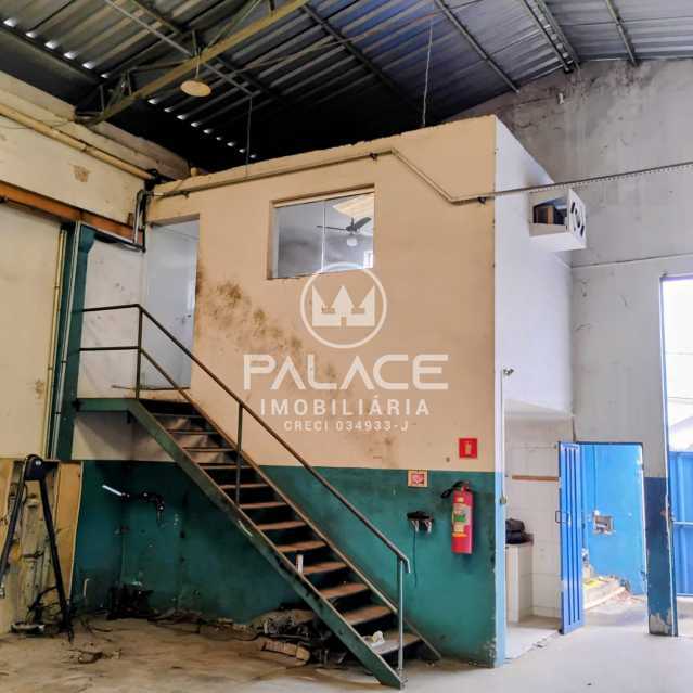 Imagens do imóveis Barracão :  / Comercial / Jardim Algodoal