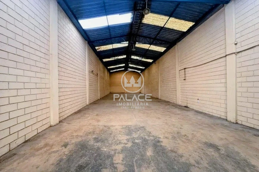 Barracão disponivel para locação