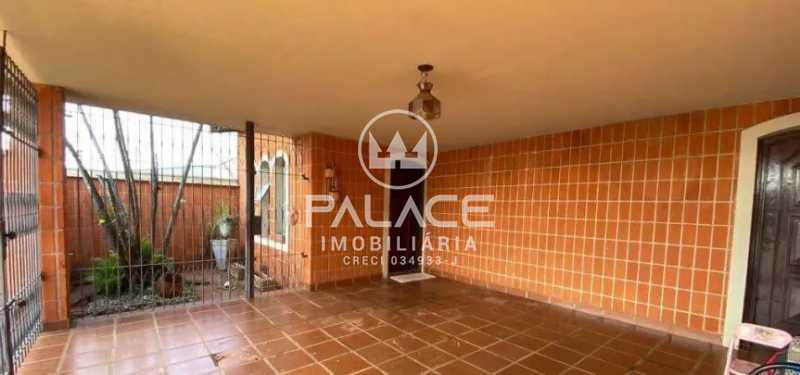 Imagens do imóveis Casa de rua : Térrea / Residencial / Nova América