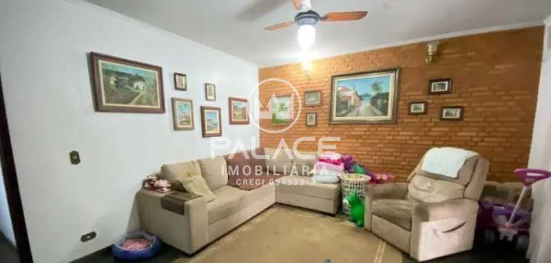 Imagens do imóveis Casa de rua : Térrea / Residencial / Nova América