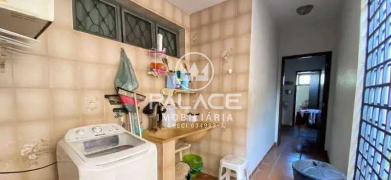 Imagens do imóveis Casa de rua : Térrea / Residencial / Nova América