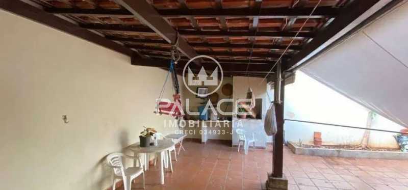 Imagens do imóveis Casa de rua : Térrea / Residencial / Nova América