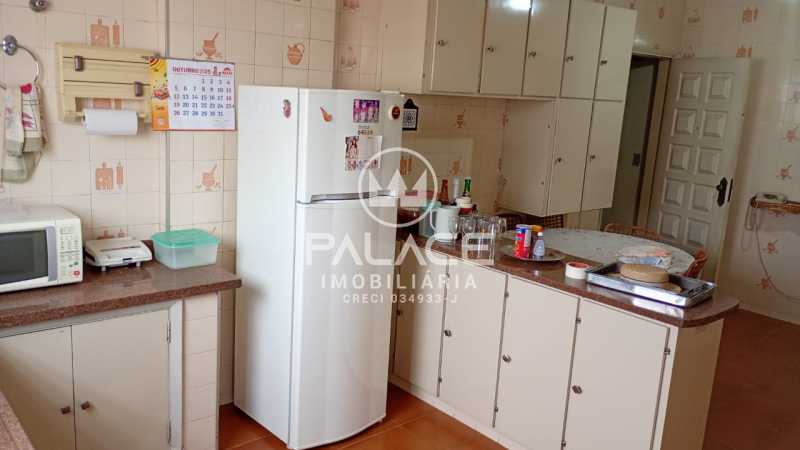 Imagens do imóveis Apartamento : Padrão / Residencial / Centro