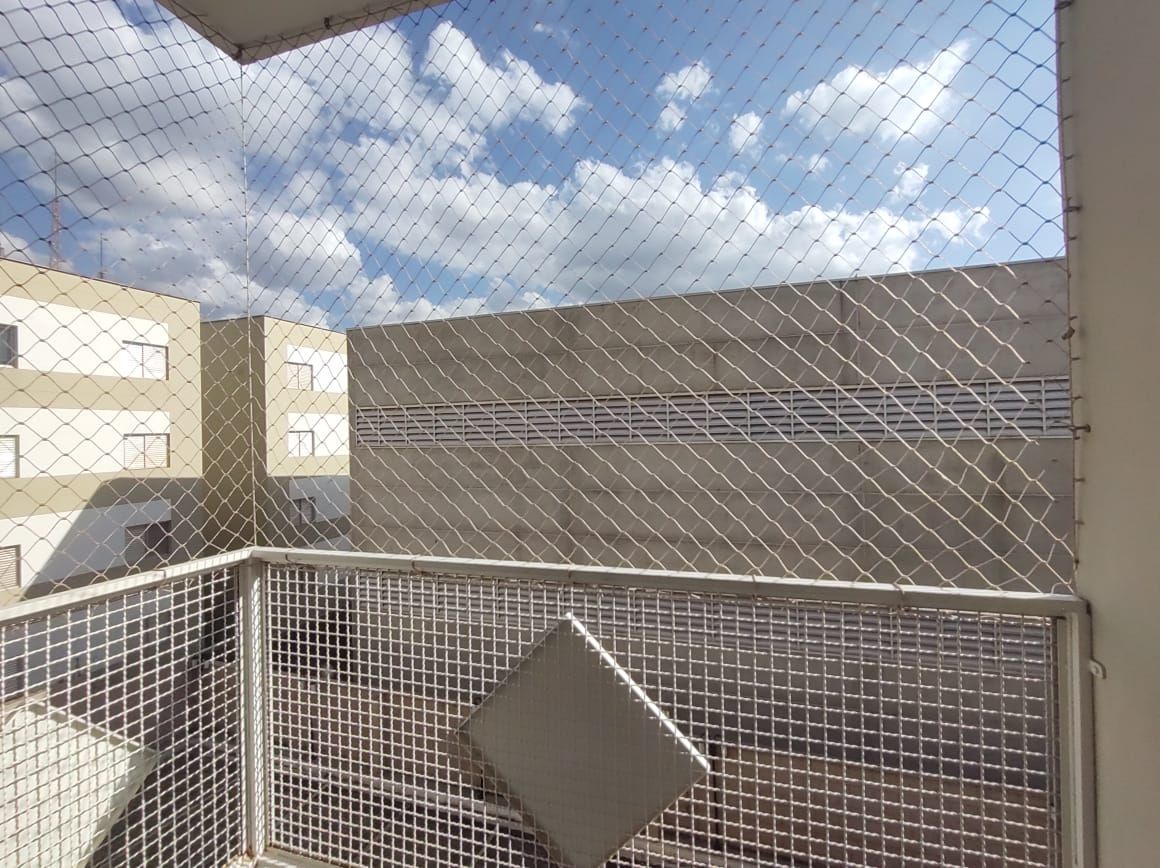 Apartamento com 3 dormitórios para alugar, 78 m² por RS 900,00-mês - Jardim Caxambu - Piracicaba-SP