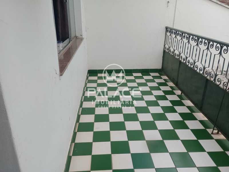 Imagens do imóveis Casa de rua : Sobrado / Residencial / Centro